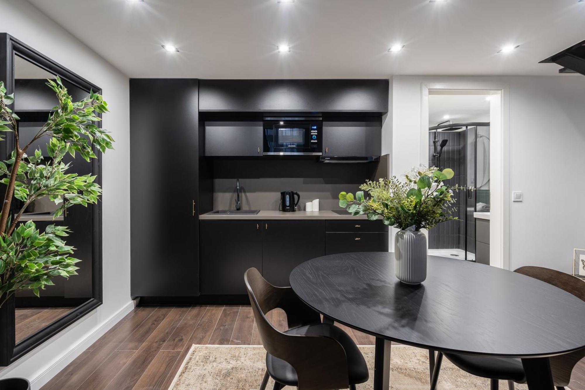 E41 - Trendy Boutique Apartments - Prime Spot By Bqa Budapest Rom bilde